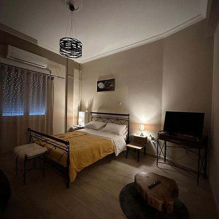 Appartement Ζεστή Φωλίτσα Στο Κέντρο. à Athènes Extérieur photo