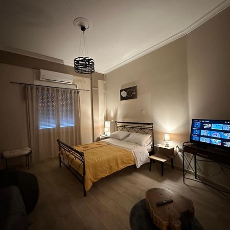 Appartement Ζεστή Φωλίτσα Στο Κέντρο. à Athènes Extérieur photo