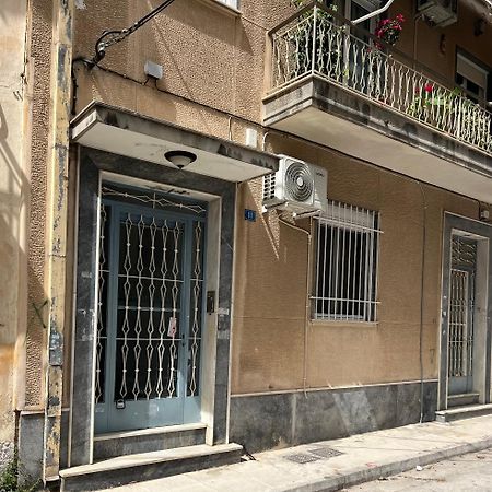 Appartement Ζεστή Φωλίτσα Στο Κέντρο. à Athènes Extérieur photo
