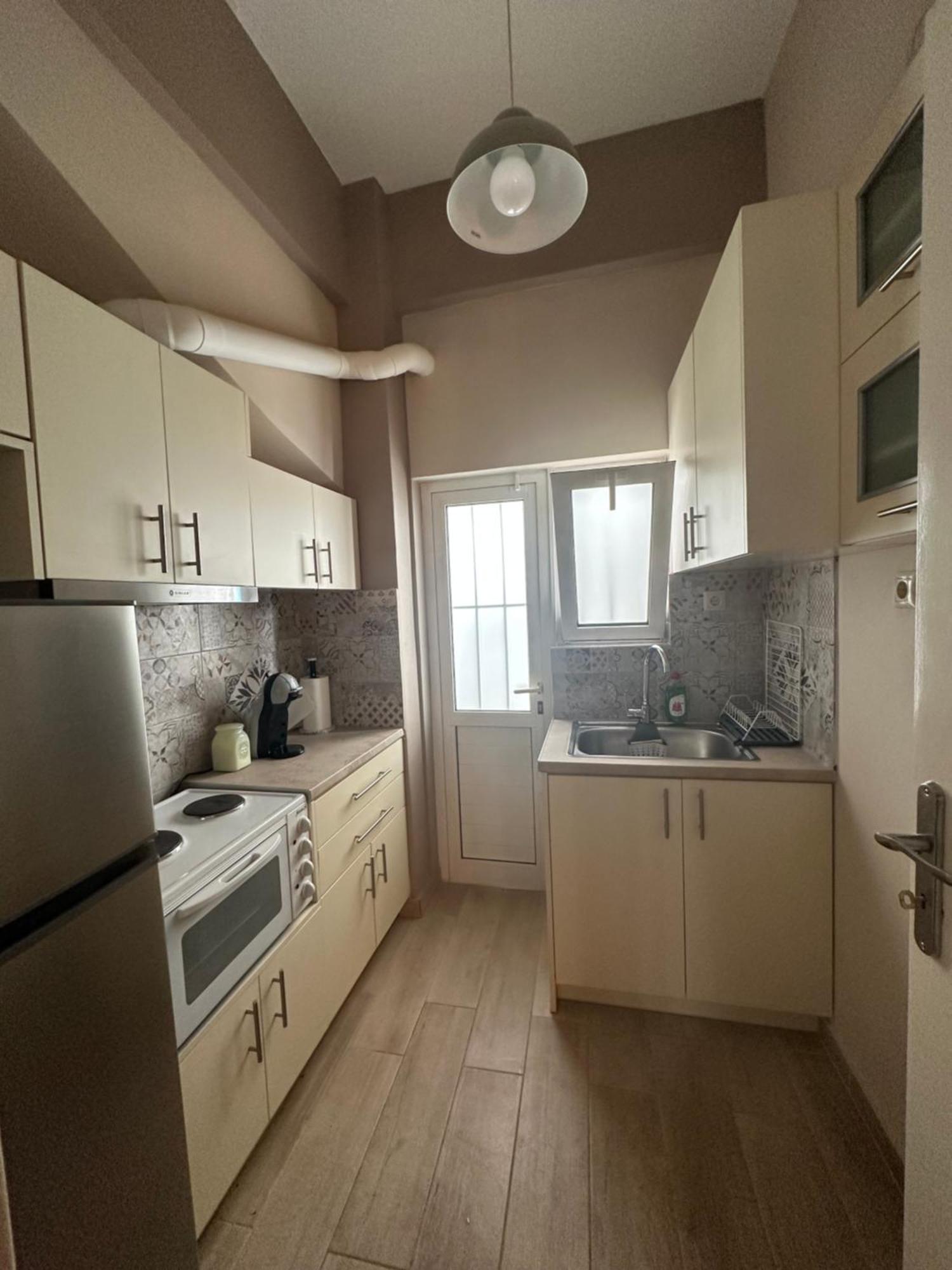 Appartement Ζεστή Φωλίτσα Στο Κέντρο. à Athènes Extérieur photo